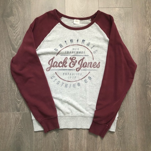 Crewneck with writing - Picture 1 of 3